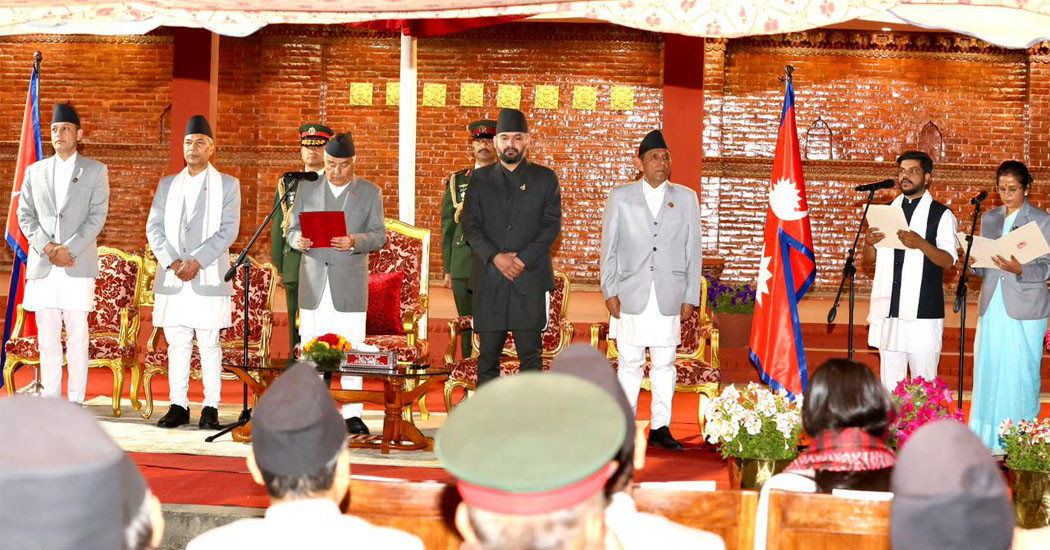 नवनियुक्त दुई मन्त्रीले लिए शपथ