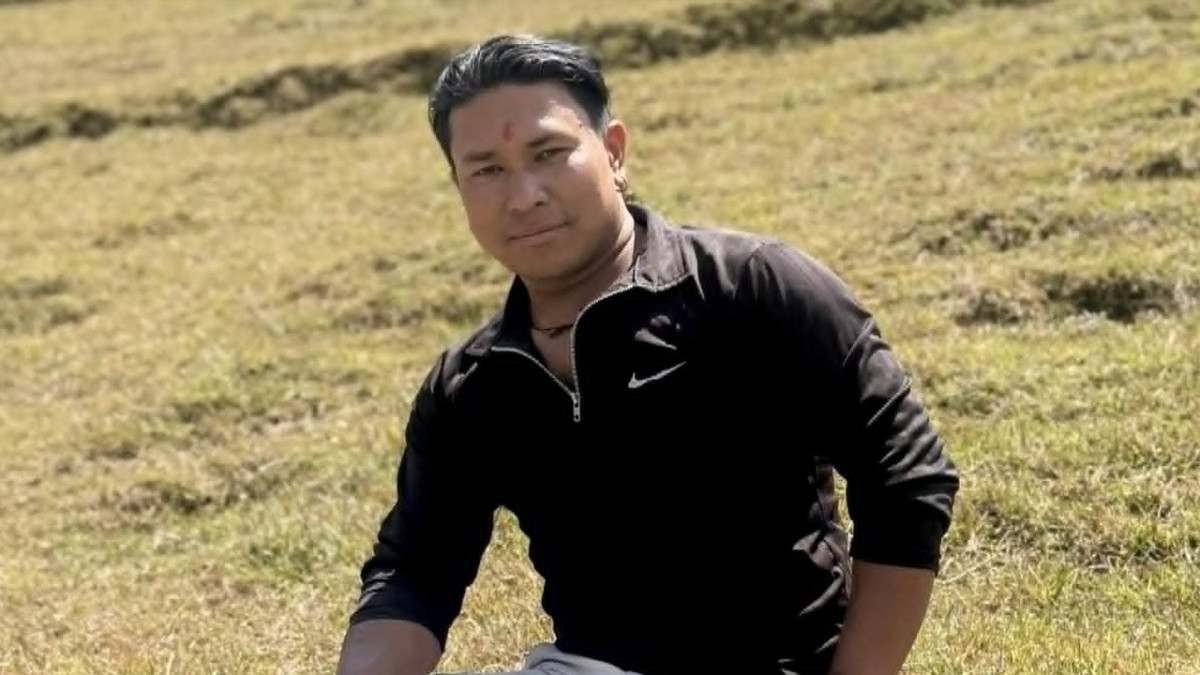 अझ अब्बल निर्देशक बन्दै दिपेश एस के — २०० भन्दा बढी गीतमा जीवन, प्रेम र पीडाको कथा