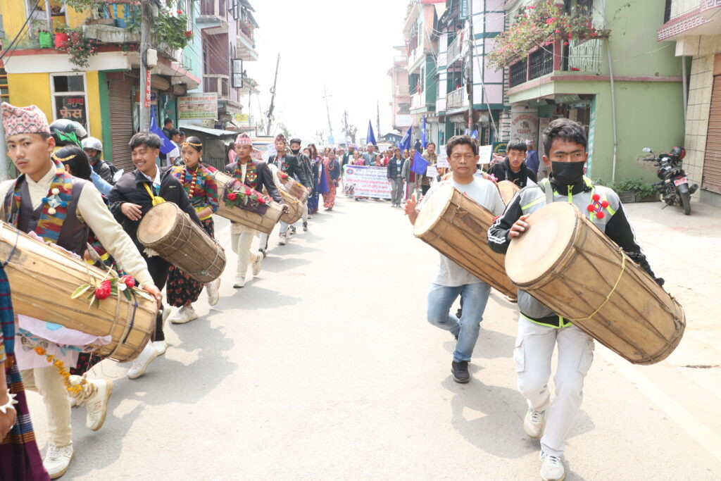 मौलिक संस्कृति जोगाउन इलामको माङसेबुङमा वृहत् च्याब्रुङ प्रदर्शन हुँदै
