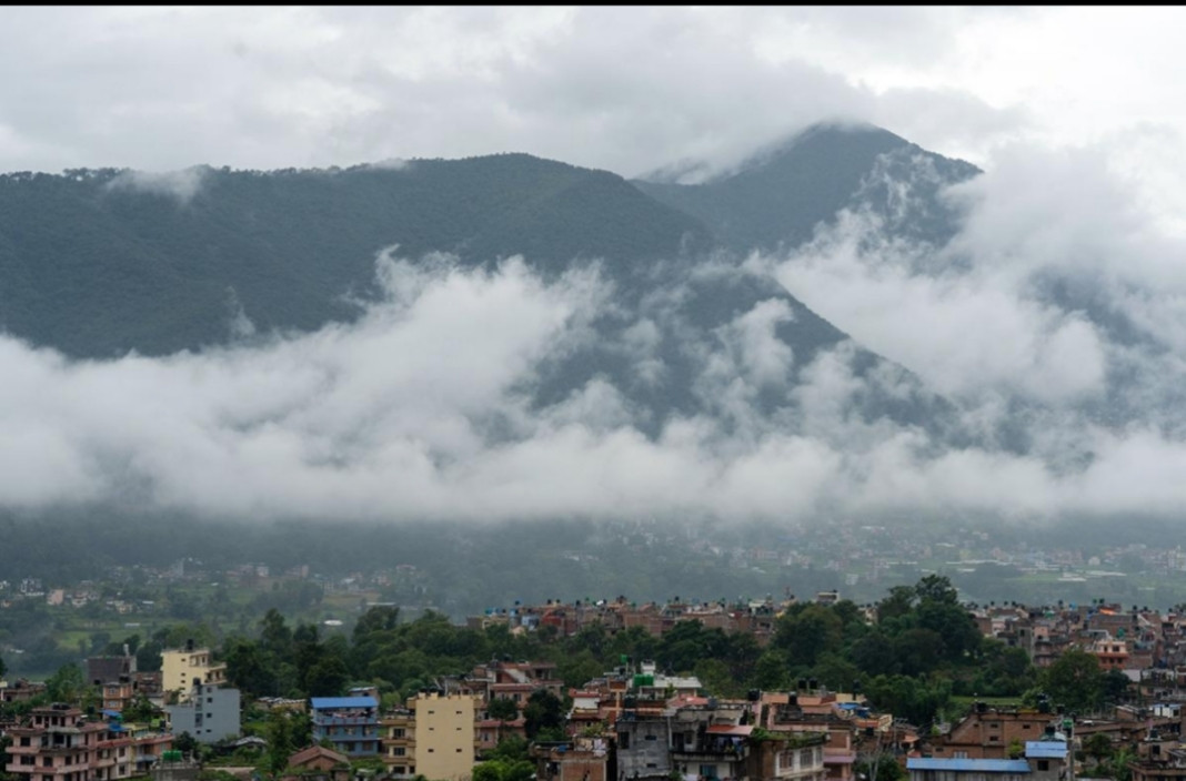 पश्चिमी प्रणालीको प्रभावः पहाडमा वर्षा, तराईमा गर्मी र तातो लहरको चेतावनी