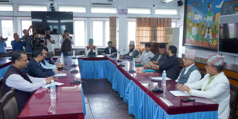 सिंहदरबारमा सर्वदलीय बैठक जारी