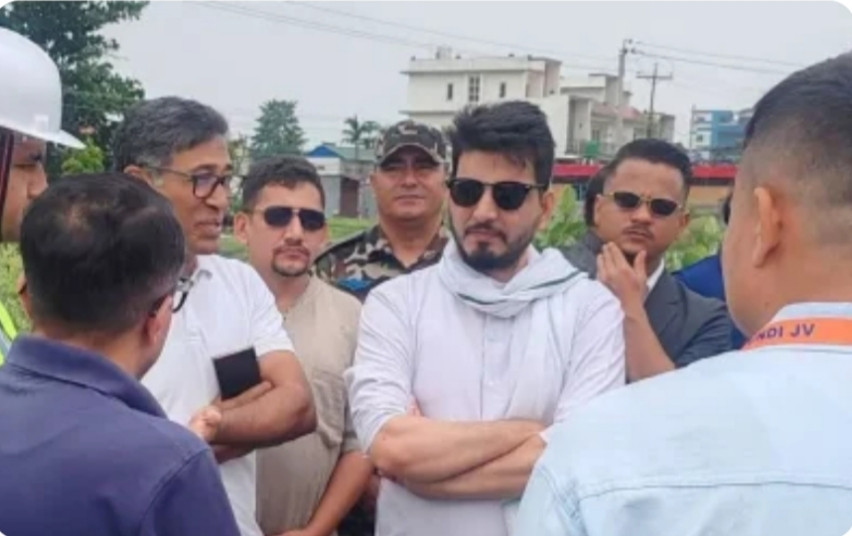 पोल नसार्ने ठेकेदारमाथि मन्त्रीको कडा टिप्पणी, अभिव्यक्तिलाई लिएर विवाद