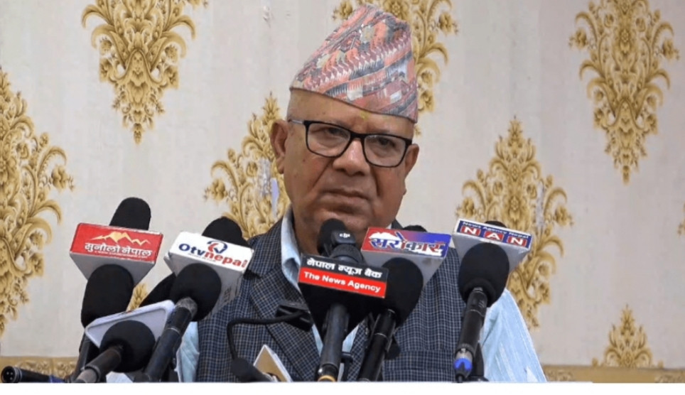 “कम्युनिस्ट आन्दोलनले निराशा होइन, शिक्षा लिन्छ” — माधवकुमार नेपाल