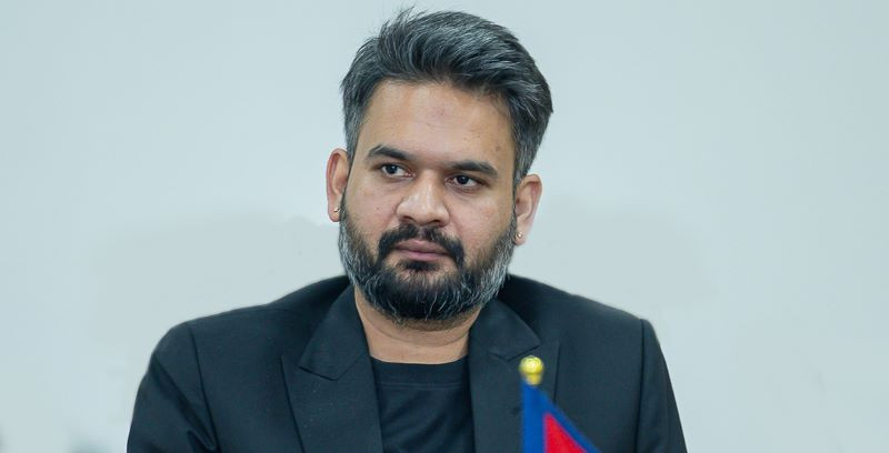 आज धितोपत्रलगायतका सरोकारवालासँग छलफल गर्दै प्रधानमन्त्री