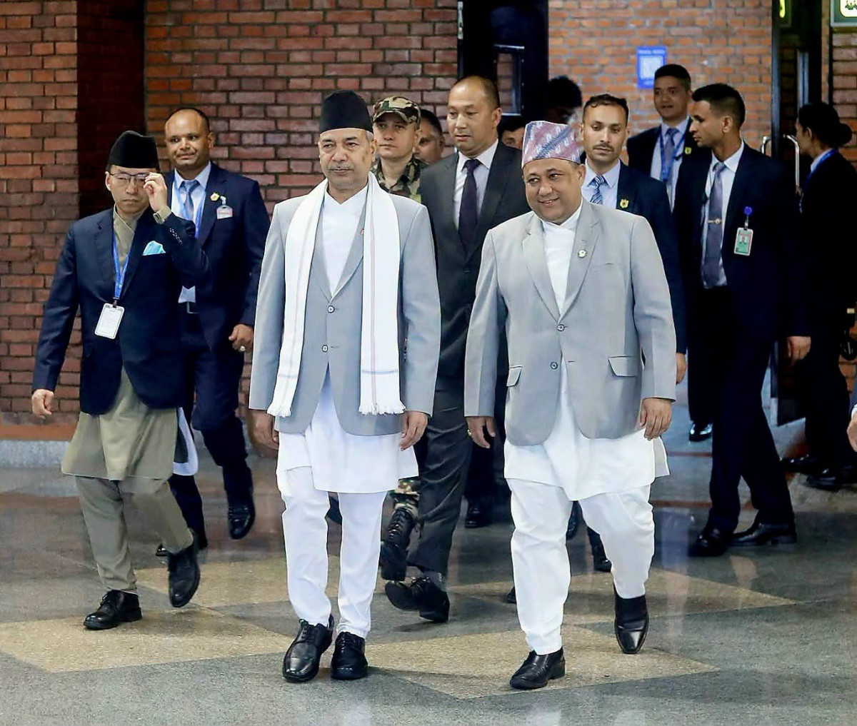 उपराष्ट्रपति यादव स्वदेश फिर्ता