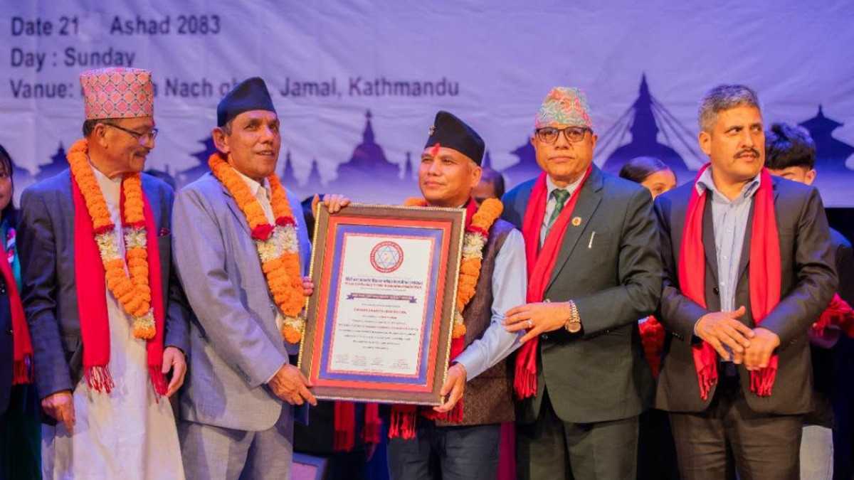 क्यानभास बसन्त ऋतु स्कुल प्रिन्सिपल भिमबहादुर मल्ल को उत्कृष्ट नेतृत्व र नतिजासँगै उज्ज्वल भविष्य निर्माणको यात्रामा